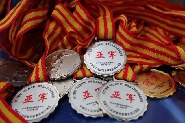 文班31+16马刺负灰熊 乔治31分快船力克开拓者